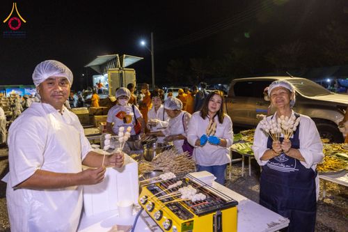 ภาพ No.118026:พิธีถวายภัตตาหารเป็นสังฆทาน แด่คณะพระธรรมยาตรา ปีที่ 12 วันที่ 24 มกราคม พ.ศ. 2567 ณ อนุสรณ์สถานบางนางแท่น จ.นครปฐม