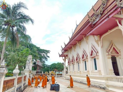 ภาพ No.218207:วันอังคารที่ 16 เมษายน พ.ศ. 2568 กิจกรรมสามเณรเดินธรรมยาตรา ในโครงการบรรพชา สามเณรภาคฤดูร้อนปี 2568 ศูนย์ปฏิบัติธรรมเขาคิชฌกูฏ จันทบุรี