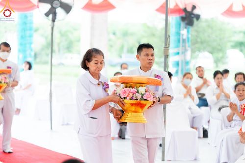 ภาพ No.146641:พิธีทอดผ้าป่าสร้างหลังคาอาคาร 80 ปี หลวงพ่อธัมมชโย ณ ศูนย์ปฎิบัติธรรมวิหารแดง จังหวัดสระบุรี วันอาทิตย์ที่ 28 กรกฎาคม พ.ศ. 2567