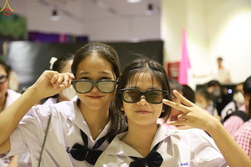 ภาพ No.103362:วันรวมพลังเด็กดี V-Star ผู้นำฟื้นฟูศีลธรรมโลก จังหวัดนครราชสีมา ณ เทอร์มินอล 21 โคราช ถ.มิตรภาพ ต.ในเมือง อ.เมืองนครราชสีมา จ.นครราชสีมา วันอังคารที่ 19 ธันวาคม พ.ศ. 2566