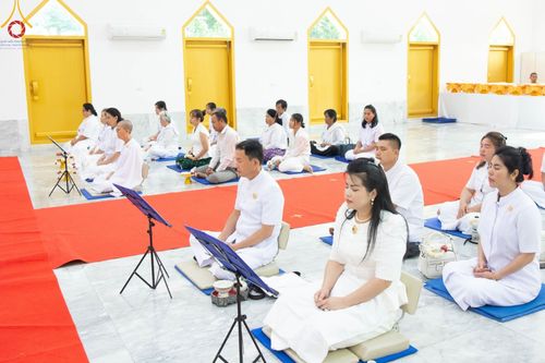ภาพ No.101058:พิธีบรรพชาธรรมทายาท ในโครงการอุปสมบทบูชาธรรม มหาปูชนียาจารย์ พ.ศ. 2566 ณ วัดหนองไผ่ล้อม จ.ปราจีนบุรี วันที่ 2 ธันวาคม พ.ศ. 2566