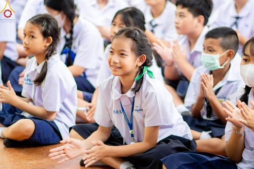 ภาพ No.184884:กิจกรรมวันรวมพลังเด็กดี V-Star ผู้นำฟื้นฟูศีลธรรมโลก กรุงเทพมหานคร ณ วัดมหาธาตุยุวราชรังสฤษฎิ์ราชวรมหาวิหาร กรุงเทพมหานคร ในวันที่ 13 ธันวาคม พ.ศ. 2567