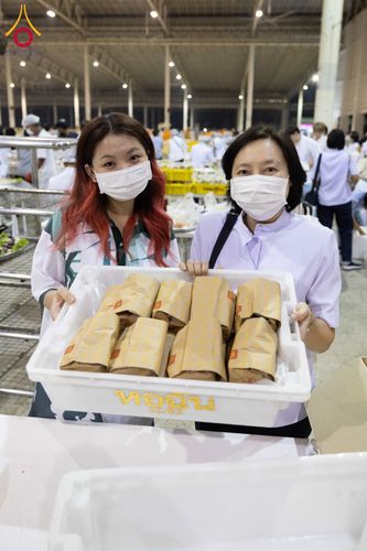 ภาพ No.120591:พิธีถวายภัตตาหารเป็นสังฆทาน แด่คณะพระธรรมยาตรา ปีที่ 12 วันที่ 29 มกราคม พ.ศ. 2567 ณ สภาธรรมกายสากล วัดพระธรรมกาย