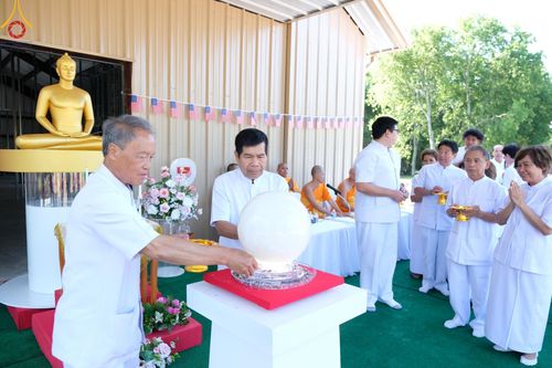 ภาพ No.142906:พิธีเจริญพระพุทธมนต์ โปรยรัตนชาติ เพื่อความเป็นสิริมงคล  ณ พื้นที่ก่อสร้างอาคารปฏิบัติธรรม “แก้วธรรมชัยรัตนอนันต์”  วัดพระธรรมกายเทนเนสซี ประเทศสหรัฐอเมริกา วันอังคารที่ 2 กรกฎาคม พ.ศ. 2567