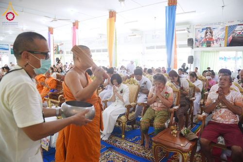 ภาพ No.170046:พิธีทอดกฐิน ณ วัดดาวเรือง จ.สระบุรี ในโครงการกฐินสามัคคีทั่วไทย 30,000 วัด บูชาธรรม 80 ปี หลวงพ่อธัมมชโย โดยคณะศิษยานุศิษย์วัดพระธรรมกาย วันที่ 26 ตุลาคม พ.ศ. 2567