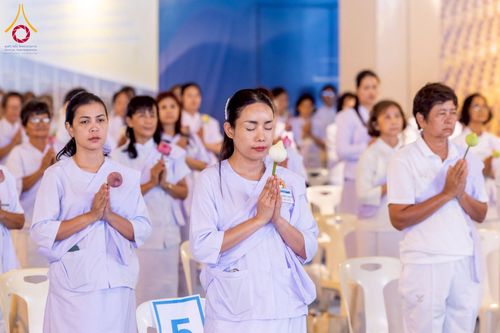 ภาพ No.224197:วันที่ 3-5 พฤษภาคม พ.ศ. 2568  กิจวัตร-กิจกรรมโครงการปฏิบัติธรรมอบรมศีลธรรม “บวชอุบาสิกาแก้ว” ถวายเป็นพระราชกุศล แด่พระบาทสมเด็จพระเจ้าอยู่หัว เนื่องในโอกาสมหามงคล “วันฉัตรมงคล” ณ วัดพระธรรมกาย อ.คลองหลวง จ.ปทุมธานี