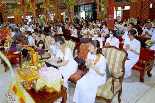 ภาพ No.272390:วันที่ 1 พฤศจิกายน พ.ศ. 2568 พิธีทอดกฐินสามัคคีทั่วไทย ณ วัดสุขวนาราม ต.ดอนรวก  อ.ดอนตูม จ.นครปฐม โดยคณะศิษยานุศิษย์ บูชาธรรม 81 ปี หลวงพ่อธัมมชโย