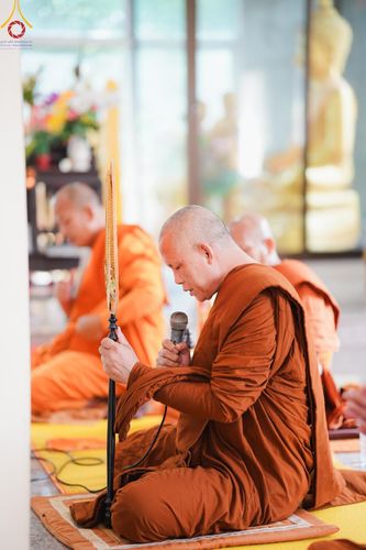 ภาพ No.165551:พิธีทอดกฐิน ณ วัดโพธิ์ชุม จ.เลย ในโครงการกฐินสามัคคีทั่วไทย 30,000 วัด บูชาธรรม 80 ปี หลวงพ่อธัมมชโย โดยคณะศิษยานุศิษย์วัดพระธรรมกาย วันที่ 21 ตุลาคม พ.ศ. 2567