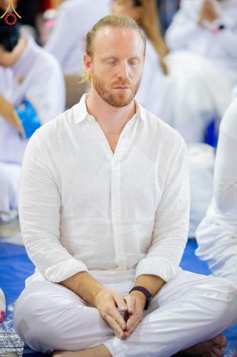 ภาพ No.207218:พิธีตักบาตร และปฏิบัติธรรมช่วงสาย ในวันมาฆบูชา วันพุธที่ 12 กุมภาพันธ์ พ.ศ. 2568 ณ วัดพระธรรมกาย จังหวัดปทุมธานี