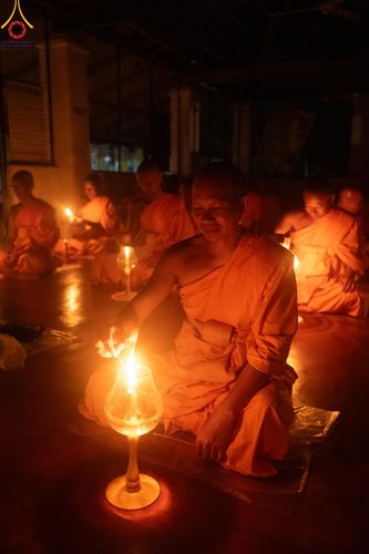 ภาพ No.141895:PhotoStory มหาศรัทธา ธรรมยาตราศรีลังกา EP.7 พิธีจุดวิสาขประทีป 6 วัด ถวายเป็น พุทธบูชา  โครงการสยาม-ลังกา ธรรมยาตรา  ฉลองเทศกาลวิสาขบูชาแห่งชาติ ศรีลังกา วันที่ 16 เดือนมิถุนายน พ.ศ. 2567