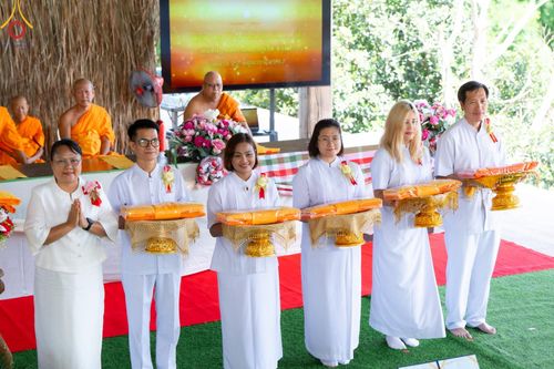 ภาพ No.142411:พิธีทอดผ้าป่า เพื่อสมทบทุนสร้างมหาวิหาร วันเสาร์ ที่ 22 มิถุนายน พ.ศ. 2567 ณ ศูนย์ปฏิบัติธรรมแก้วภูเรือ อ.ภูเรือ จ.เลย