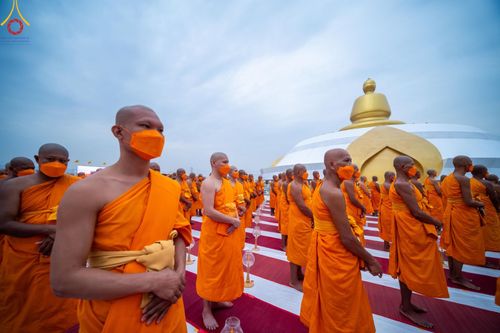 ภาพ No.118167:พิธีจุดประทีปถวายเป็นพุทธบูชา และบูชาธรรมมหาปูชนียาจารย์ พระมงคลเทพมุนี(สด จนฺทสโร) วันที่ 24 มกราคม พ.ศ. 2567 ณ อนุสรณ์สถานบางปลา อ.บางเลน จ.นครปฐม