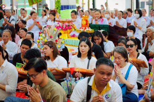 ภาพ No.268028:วันที่ 26 ตุลาคม พ.ศ. 2568 พิธีทอดกฐินสามัคคีทั่วไทย ณ วัดโพธิญาณ ต.หนองโพรง อ.ศรีมหาโพธิ จ.ปราจีนบุรี โดยคณะศิษยานุศิษย์ บูชาธรรม 81 ปี หลวงพ่อธัมมชโย