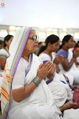 ภาพ No.263282:วันที่ 14 ตุลาคม พ.ศ. 2568 กฐินวัดถ้ำพุทธตรีรัศมี เมืองนาสิก รัฐมหาราษฎร์ ประเทศอินเดีย 