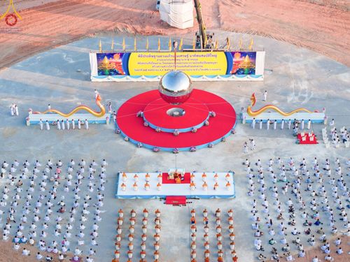 ภาพ No.174503:พิธีประดิษฐานดวงแก้วบรมเศรษฐี นาคีพ่นสมบัติใหญ่ ลานเอนกประสงค์พญานาค 4 ตระกูล วันที่ 15 พฤศจิกายน พ.ศ. 2567 ณ พุทธอุทยานนานาชาติ จ.หนองคาย