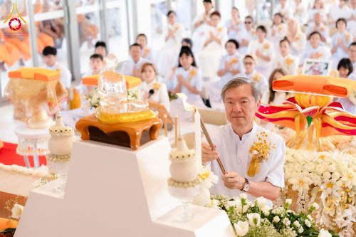 ภาพ No.171762:พิธีทอดกฐิน ศูนย์ปฏิบัติธรรมแก้วเมืองเลย วันที่ 27 ตุลาคม พ.ศ. 2567