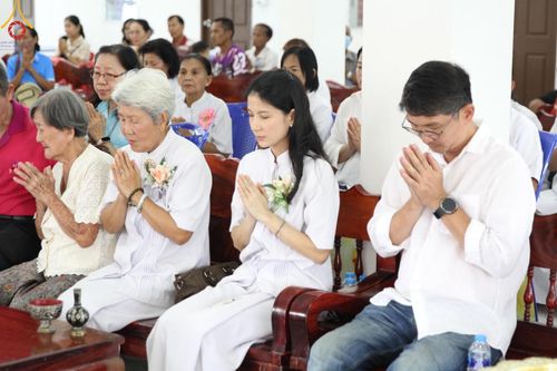 ภาพ No.168303:พิธีทอดกฐิน ณ วัดน้ำพุ จ.นครราชสีมา ในโครงการกฐินสามัคคีทั่วไทย 30,000 วัด บูชาธรรม 80 ปี หลวงพ่อธัมมชโย โดยคณะศิษยานุศิษย์วัดพระธรรมกาย วันที่ 20 ตุลาคม พ.ศ. 2567