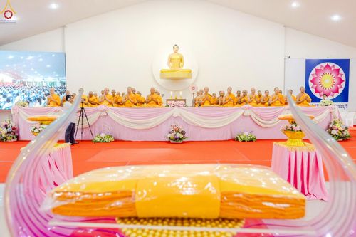 ภาพ No.246838:วันอาทิตย์ที่ 14 กันยายน พ.ศ. 2568 พิธีทอดผ้าป่า ซื้อดิน ปรับพื้นที่ลานธรรม  และพิธีกลั่นแผ่นดิน โปรยทราย สถาปนาองค์พระเจดีย์ เพื่อสร้างสันติภาพโลก  ณ ศูนย์ปฏิบัติธรรมสระบุรี อ.พระพุทธบาท จ.สระบุรี