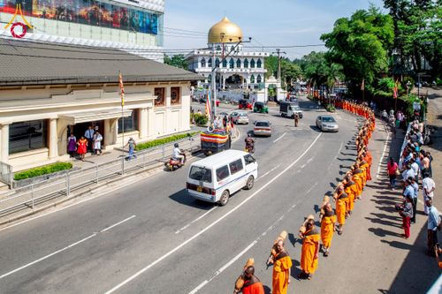ภาพ No.226237:วันที่ 7-10 พฤษภาคม พ.ศ. 2568 โครงการเดินธรรมยาตรา สยาม-ลังกา ธรรมยาตรา ฉลองเทศกาลวิสาขบูชาแห่งชาติ ศรีลังกา บูชาธรรม 81 ปี หลวงพ่อธัมมชโย เมืองนูวราอิลิยา ประเทศศรีลังกา
