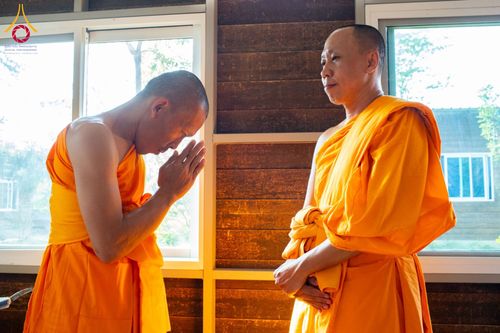 ภาพ No.181517:พิธีขอขมาผู้ปกครอง, พิธีมอบบาตรผ้าไตร, พิธีบรรพชาสามเณร โดยพระครูวิบูลย์เจติยาทร รองเจ้าคณะจังหวัดลำพูน ณ ธุดงคสถานลำพูน ต.เหล่ายาว  อ.บ้านโฮ่ง จ.ลำพูน วันที่ 5 ธันวาคม พ.ศ. 2567