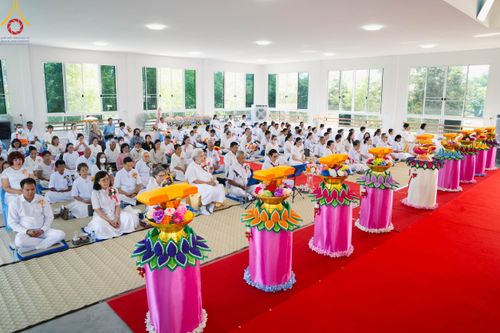 พิธีทอดกฐินสามัคคี เพื่อถมดินทำถนนและใช้ป้องกันน้ำท่วม ณ ศูนย์ปฏิบัติธรรมจังหวัดนครนายก อ.องครักษ์ จ.นครนายก วันที่ 19 พฤศจิกายน พ.ศ. 2566