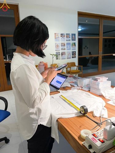 ภาพ No.152720:การเตรียมงานของเจ้าหน้าที่แผนกต่างๆ เพื่องานจุดโคมประทีปที่ ARMA MUSEUM บาหลี ประเทศอินโดนีเซีย งานจัดวันเสาร์ที่ 21 กันยายน พ.ศ. 2567