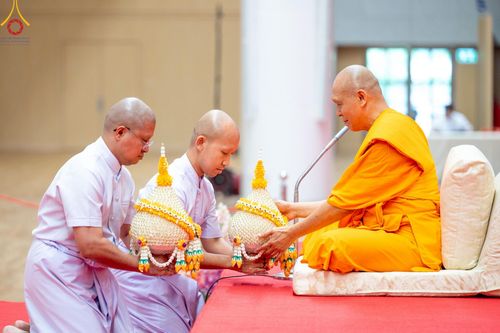 ภาพ No.217175:วันเสาร์ที่ 12 เมษายน พ.ศ. 2568 พิธีบรรพชา พิธีขอศีลและขอนิสสัย พิธีมอบบาตร ในโครงการอุปสมบทหมู่ บูชาธรรมหลวงพ่อธัมมชโย, โครงการธรรมทายาท ระดับอุดมศึกษา รุ่นที่ 52 ,  โครงการบวชพระนานาชาติ AEC & WAB CEO รุ่นที่ 4 ณ วัดพระธรรมกาย