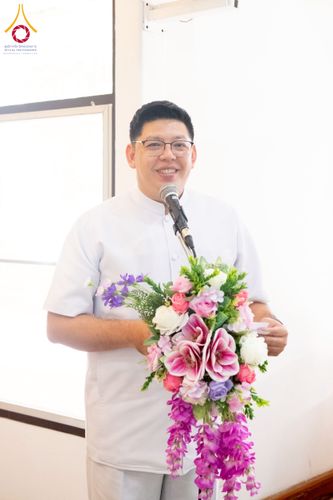 ภาพ No.259684:วันที่ 24 ตุลาคม พ.ศ. 2568 รพ.สต.คลองหนึ่ง อ.คลองหลวง สังกัด อบจ.ปทุมธานี จัดประชุมและมอบครุภัณฑ์ทางการแพทย์ เสริมพลัง อสม. ขับเคลื่อนสุขภาพชุมชนอย่างยั่งยืน ณ วัดพระธรรมกาย