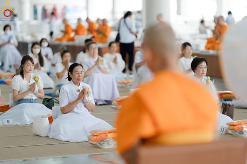 ภาพ No.151963:พิธีบุพเปตพลี ครั้งที่ 155 ร่วมอุทิศบุญแด่หมู่ญาติที่ล่วงลับไปแล้ว และสืบทอดอายุพระพุทธศาสนา วันจันทร์ที่ 2 กันยายน พ.ศ. 2567 (วันพระ แรม 14 ค่ำ เดือน 9) ณ หอฉันคุณยายอาจารย์ฯ วัดพระธรรมกาย