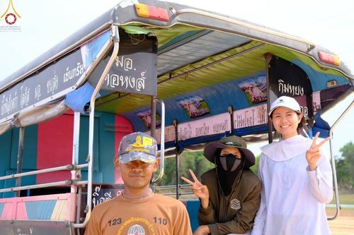 ภาพ No.128620:V.33 รวมพลังเพื่อบางกล่ำ การเตรียมงานของเจ้าหน้าที่หน่วยงานต่างๆ เพื่องานธรรมยาตราอัญเชิญพระบรมสารีริกธาตุ ประดิษฐาน ณ มหารัตนเจดีย์สิริปทุมสวรรค์ (เจดีย์อริยพุทธะ 5 พระองค์) ศูนย์ปฏิบัติธรรมภาคใต้ อ.บางกล่ำ จ.สงขลา ระหว่างวันที่ 9-10 มีนาคม พ.ศ. 2567