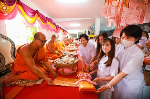 ภาพ No.114416:พิธีทอดผ้าป่าทำนุบำรุงศาสนสถาน ณ วัดโบสถ์บน ต.บางคูเวียง อ.บางกรวย จ.นนทบุรี วันที่ 18 มกราคม พ.ศ. 2567