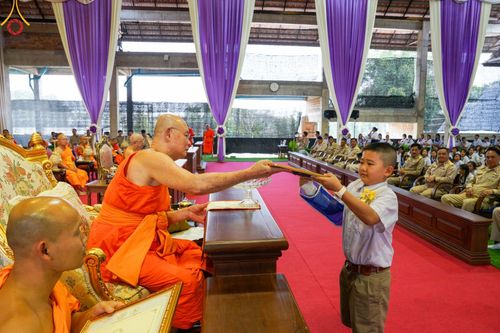 ภาพ No.125616:พิธีมอบโล่และทุนการศึกษา โครงการโรงเรียนส่งเสริมศีลธรรม  "นักบุญขุนเขา" ครั้งที่ ๒ ณ อาคารธรรมสภา วัดบ้านขุน ตำบลบ่อหลวง อำเภอฮอด จังหวัดเชียงใหม่ วันอังคารที่ ๒๗ กุมภาพันธ์ พ.ศ.๒๕๖๗