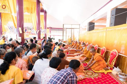 ภาพ No.96269:พิธีทอดกฐินสามัคคีทั่วไทย 5,000 วัด ณ วัดบ่อหว้า อ.หนองหญ้าไซ จ.สุพรรณบุรี วันที่ 19 พฤศจิกายน พ.ศ. 2566