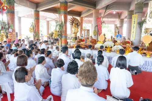 ภาพ No.163733:โครงการกฐินสามัคคีทั่วไทย 30,000 วัด บูชาธรรม 80 ปี หลวงพ่อธัมมชโย โดย คณะศิษยานุศิษย์วัดพระธรรมกาย ณ วัดเขาช่องชาด ต.อูบมุง อ.หนองวัวซอ จ.อุดรธานี วันที่ 19 ตุลาคม พ.ศ. 2567