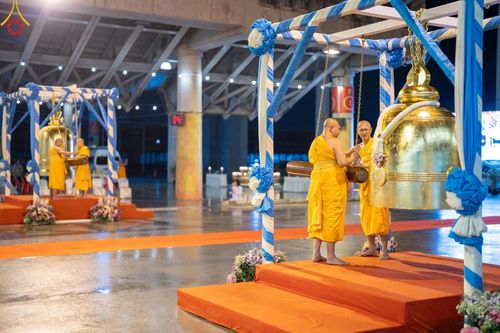 ภาพ No.198554:พิธีฉลองชัยสวดมนต์บทธัมมจักกัปปวัตนสูตร 7,051,919,116 จบ เนื่องในวันคล้ายวันเกิด 116 ปี คุณยายอาจารย์มหารัตนอุบาสิกาจันทร์ ขนนกยูง วันอาทิตย์ที่ 19 มกราคม พ.ศ. 2568 ณ มหารัตนวิหารคด วัดพระธรรมกาย จ.ปทุมธานี