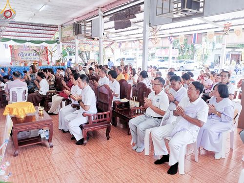 ภาพ No.168829:พิธีทอดกฐิน ณ วัดจันทรังษี จ.ปราจีนบุรี ในโครงการกฐินสามัคคีทั่วไทย 30,000 วัด บูชาธรรม 80 ปี หลวงพ่อธัมมชโย โดยคณะศิษยานุศิษย์วัดพระธรรมกาย วันที่ 20 ตุลาคม พ.ศ. 2567