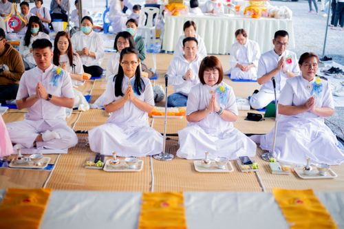 ภาพ No.192523:พิธีถวายภัตตาหารเป็นสังฆทาน แด่พระธรรมยาตรา ณ อนุสรณ์สถานคลองบางนางแท่น อ.สามพราน จ.นครปฐม ในโครงการธรรมยาตรา กตัญญูบูชา มหาปูชนียาจารย์ พระมงคลเทพมุนี(สด จนฺทสโร) พระผู้ปราบมาร อนุสรณ์สถาน 7 แห่ง ปีที่ 13 วันที่ 10 มกราคม พ.ศ. 2568