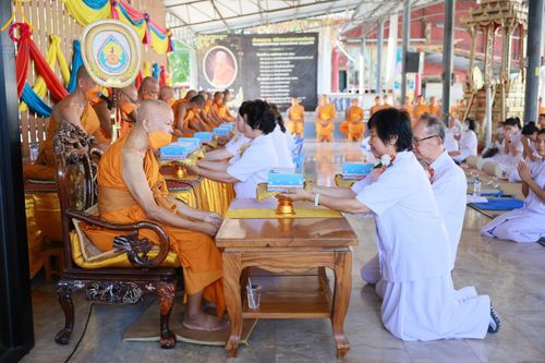 ภาพ No.106555:พิธีทอดผ้าป่าทำนุบำรุงศาสนสถาน ณ วัดใหม่นพรัตน์ ต.เนินมะปราง  อ.สองพี่น้อง จ.สุพรรณบุรี วันที่ 5 มกราคม พ.ศ. 2567