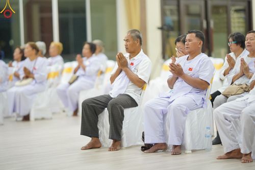 ภาพ No.153710:โครธการอุบาสกแก้ว อุบาสิกาแก้ว รุ่นที่ 1 ตัวแทนทอดกฐินสามัคคีทั่วไทย 30,000 วัด บูชาธรรม 80 ปี หลวงพ่อธัมมชโย ระหว่างวันที่ 6-8 กันยายน พ.ศ. 2567 ณ ศูนย์การศึกษาเขาแก้วเสด็จ จ.ปราจีนบุรี