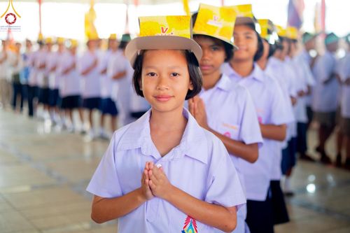 ภาพ No.192114:พิธีทอดผ้าป่าทำนุบำรุงศาสนสถาน ณ วัดนราภิรมย์ ตำบลนราภิรมย์ อำเภอบางเลน จังหวัดนครปฐม ในโครงการธรรมยาตรา กตัญญูบูชา มหาปูชนียาจารย์ พระมงคลเทพมุนี(สด จนฺทสโร) พระผู้ปราบมาร อนุสรณ์สถาน 7 แห่ง ปีที่ 13 วันที่ 9 มกราคม พ.ศ. 2568