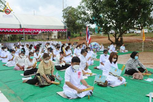 ภาพ No.76117:9พิธีวางศิลาฤกษ์ และตอกเสาเข็มมงคลต้นแรก สร้างหอฉันคุณยายอาจารย์มหารัตนอุบาสิกาจันทร์ ขนนกยูง  ณ ศูนย์ปฎิบัติธรรมนานาชาติสะเดา จ.สงขลา วันที่ 27 มกราคม พ.ศ. 2566