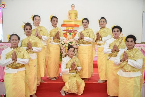 ภาพ No.261556:วันที่ 17-18 ตุลาคม พ.ศ. 2568 พิธีเจริญพระพุทธมนต์คณะสงฆ์ 108 กลั่นแผ่นดินองค์พระเจดีย์สระบุรี สมโภชองค์กฐิน และพิธีทอดกฐิน ณ ศูนย์ปฏิบัติธรรมสระบุรี ในโครงการกฐินสามัคคีทั่วไทย 30,000 วัด บูชาธรรม 81 ปี หลวงพ่อธัมมชโย โดยคณะศิษยานุศิษย์วัดพระธรรมกาย