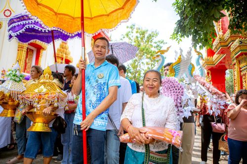 ภาพ No.171139:พิธีทอดกฐิน ณ วัดบ้านหัวนา อ.สนามชัยเขต จ.ฉะเชิงเทรา ในโครงการกฐินสามัคคีทั่วไทย 30,000 วัด บูชาธรรม 80 ปี หลวงพ่อธัมมชโย โดยคณะศิษยานุศิษย์วัดพระธรรมกาย วันที่ 27 ตุลาคม พ.ศ. 2567