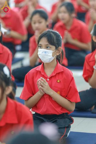 ภาพ No.192401:พิธีทอดผ้าป่าทำนุบำรุงศาสนสถาน ณ วัดศรีเมือง ต.ท่าทราย อ.เมืองสมุทรสาคร จ.สมุทรสาคร ในโครงการธรรมยาตรา กตัญญูบูชา มหาปูชนียาจารย์ พระมงคลเทพมุนี(สด จนฺทสโร) พระผู้ปราบมาร อนุสรณ์สถาน 7 แห่ง ปีที่ 13 วันที่ 9 มกราคม พ.ศ. 2568