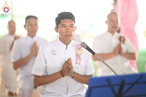 ภาพ No.162021:พิธีทอดผ้าป่า ในวันออกพรรษา ณ พุทธอุทยานนานาชาติ จังหวัดหนองคาย วันพฤหัสบดีที่ 17 ตุลาคม พ.ศ. 2567