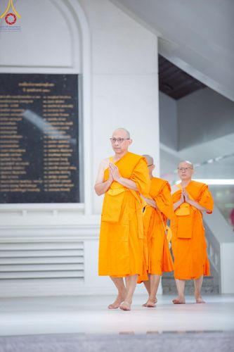 ภาพ No.217441:วันเสาร์ที่ 12 เมษายน พ.ศ. 2568 พิธีอุปสมบท ในโครงการอุปสมบทหมู่ บูชาธรรมหลวงพ่อธัมมชโย, โครงการธรรมทายาท ระดับอุดมศึกษา รุ่นที่ 52 ,  โครงการบวชพระนานาชาติ AEC & WAB CEO รุ่นที่ 4 ณ วัดพระธรรมกาย