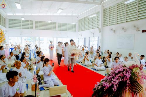 ภาพ No.266813:วันที่ 5 พฤศจิกายน พ.ศ. 2568 พิธีทอดกฐิน ณ อนุสรณ์สถานพระมงคลเทพมุนี  (สด จนฺทสโร) ผู้ค้นพบวิชชาธรรมกาย สถานที่ตั้งมโนปณิธานบวชตลอดชีวิต คลองบางนางแท่น ต.หอมเกร็ด อ.สามพราน จ.นครปฐม