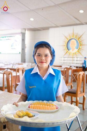 ภาพ No.262664:วันที่ 18,25 ตุลาคม พ.ศ. 2568 พิธีถวายภัตตาหารเมนูสวรรค์ เพื่อการบรรลุธรรม ณ หอฉันคุณยายอาจารย์ฯ วัดพระธรรมกาย