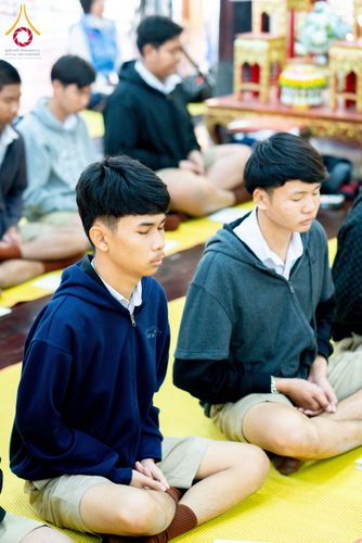 ภาพ No.195676:พิธีทอดผ้าป่าทำนุบำรุงศาสนสถาน ณ วัดคู้สลอดวุฒิโสภณ ต.คู้สลอด อ.ลาดบัวหลวง จ.พระนครศรีอยุธยา ในโครงการธรรมยาตรา กตัญญูบูชา มหาปูชนียาจารย์ พระมงคลเทพมุนี(สด จนฺทสโร) พระผู้ปราบมาร อนุสรณ์สถาน 7 แห่ง ปีที่ 13 วันที่ 13 มกราคม พ.ศ. 2568