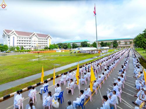 ภาพ No.239159:วันอาทิตย์ที่ 17 สิงหาคม พ.ศ. 2568 พิธีอัญเชิญรูปเหมือนพระมงคลเทพมุนี (สด จันทสโร) ณ ศาลากลางจังหวัดเลย ถึงลานพญานาค สวนสาธารณะกุดป่อง อ.เมือง จ.เลย